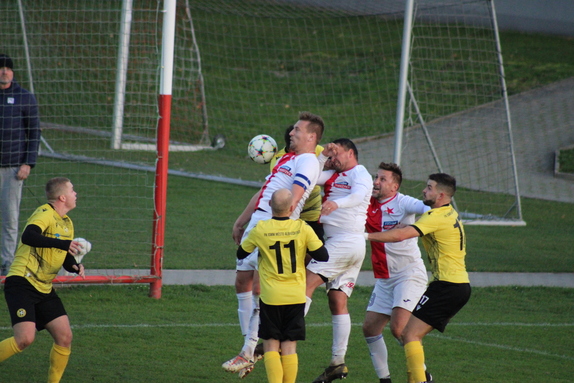 TJ Slavia Píšť 1-1 FK ISMM Město Albrechtice 5