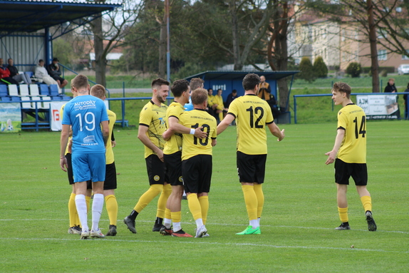 Oldřišov 1-5 FK ISMM Město Albrechtice 8