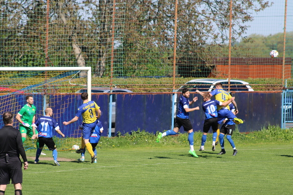 Mokré Lazce 2-2 FK ISMM Město Albrechtice 27.4.202