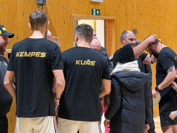 Nojebal trojic 26.12.2025 9